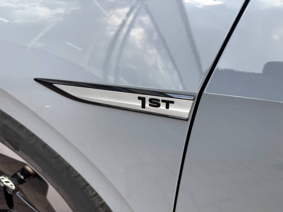 Volkswagen ID.3 Volkswagen ID.3 First Plus 58 kWh **CARPLAY + KEYLESS + CAMERA + THAAK**