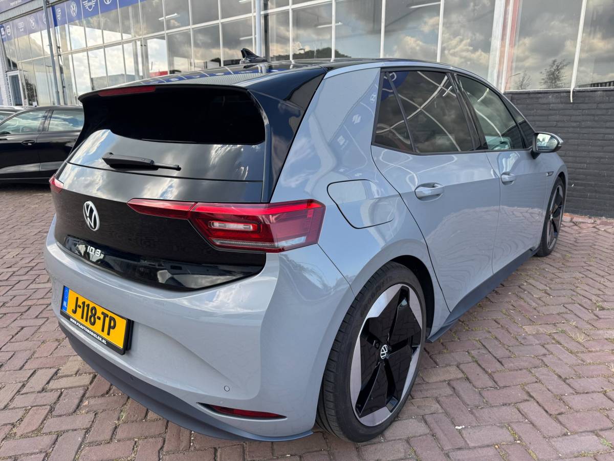 Volkswagen ID.3 Volkswagen ID.3 First Plus 58 kWh **CARPLAY + KEYLESS + CAMERA + THAAK**