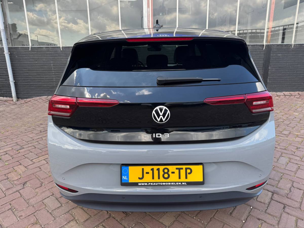 Volkswagen ID.3 Volkswagen ID.3 First Plus 58 kWh **CARPLAY + KEYLESS + CAMERA + THAAK**