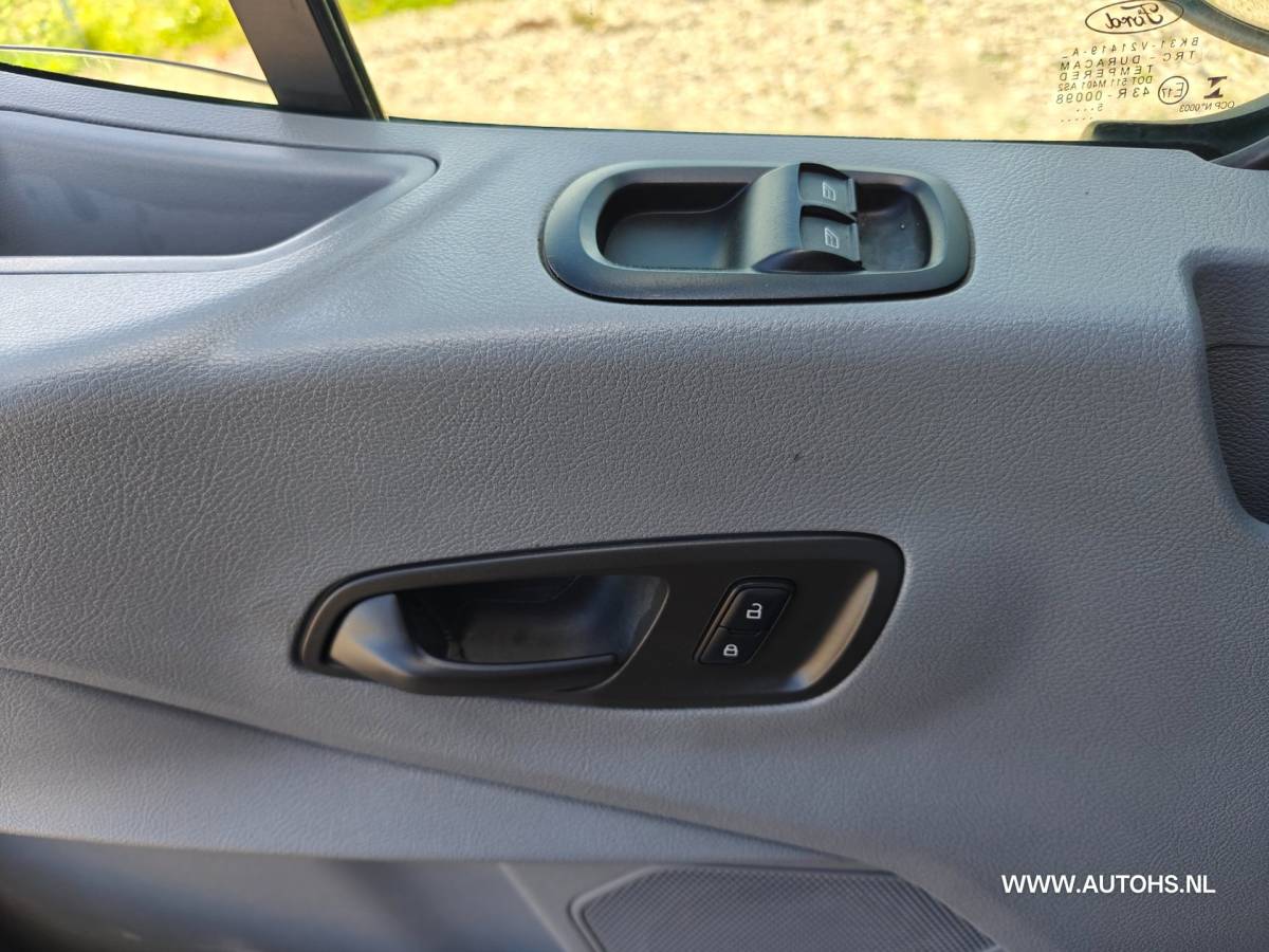 Ford Transit Ford Transit 310 2.2 TDCI L2H2 Dubbele cabine 7 persoons , 1e Eig , cruise , camera , PDC , Apk april 2027.