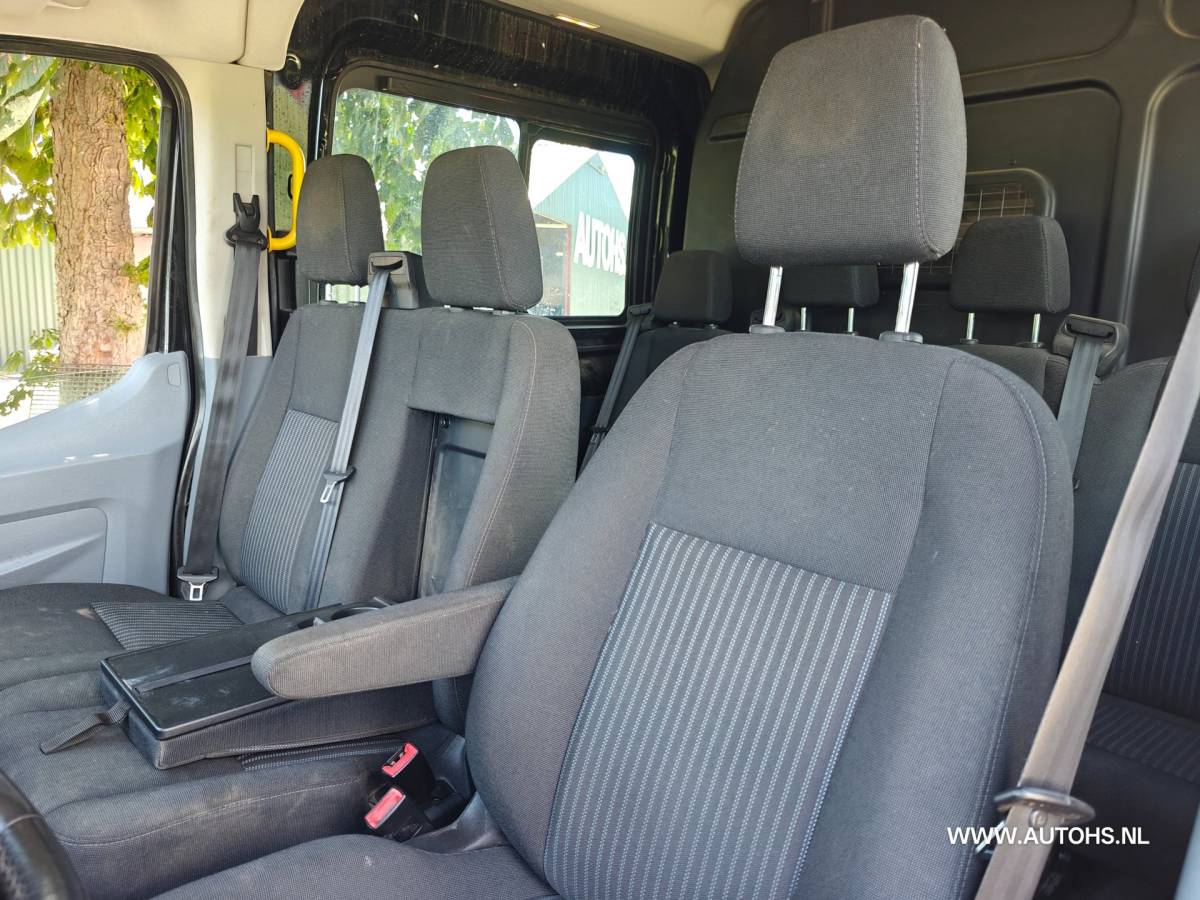 Ford Transit Ford Transit 310 2.2 TDCI L2H2 Dubbele cabine 7 persoons , 1e Eig , cruise , camera , PDC , Apk april 2027.