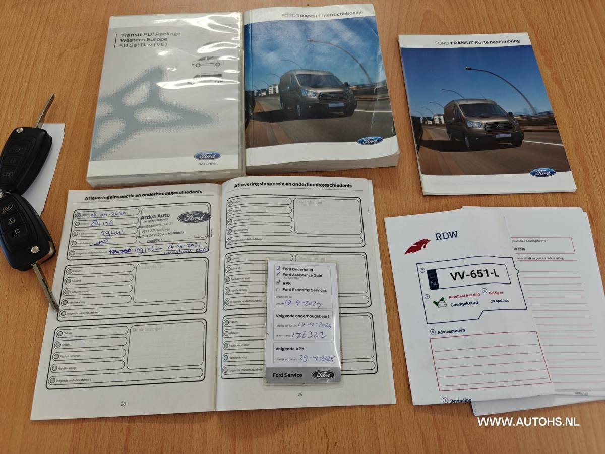 Ford Transit Ford Transit 310 2.2 TDCI L2H2 Dubbele cabine 7 persoons , 1e Eig , cruise , camera , PDC , Apk april 2027.