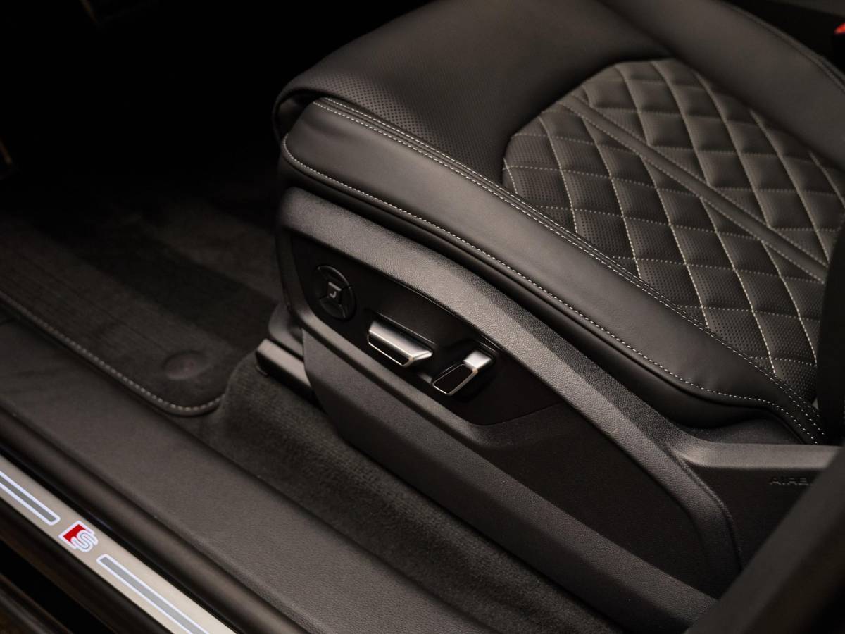 Audi Q8 Audi Q8 60 TFSI e Quattro Pro Line S Competition , Audi Exclusive, pano, 4W-best, B&O, Luchtv., OLED, S sportstoelen, Laserlicht, 23″