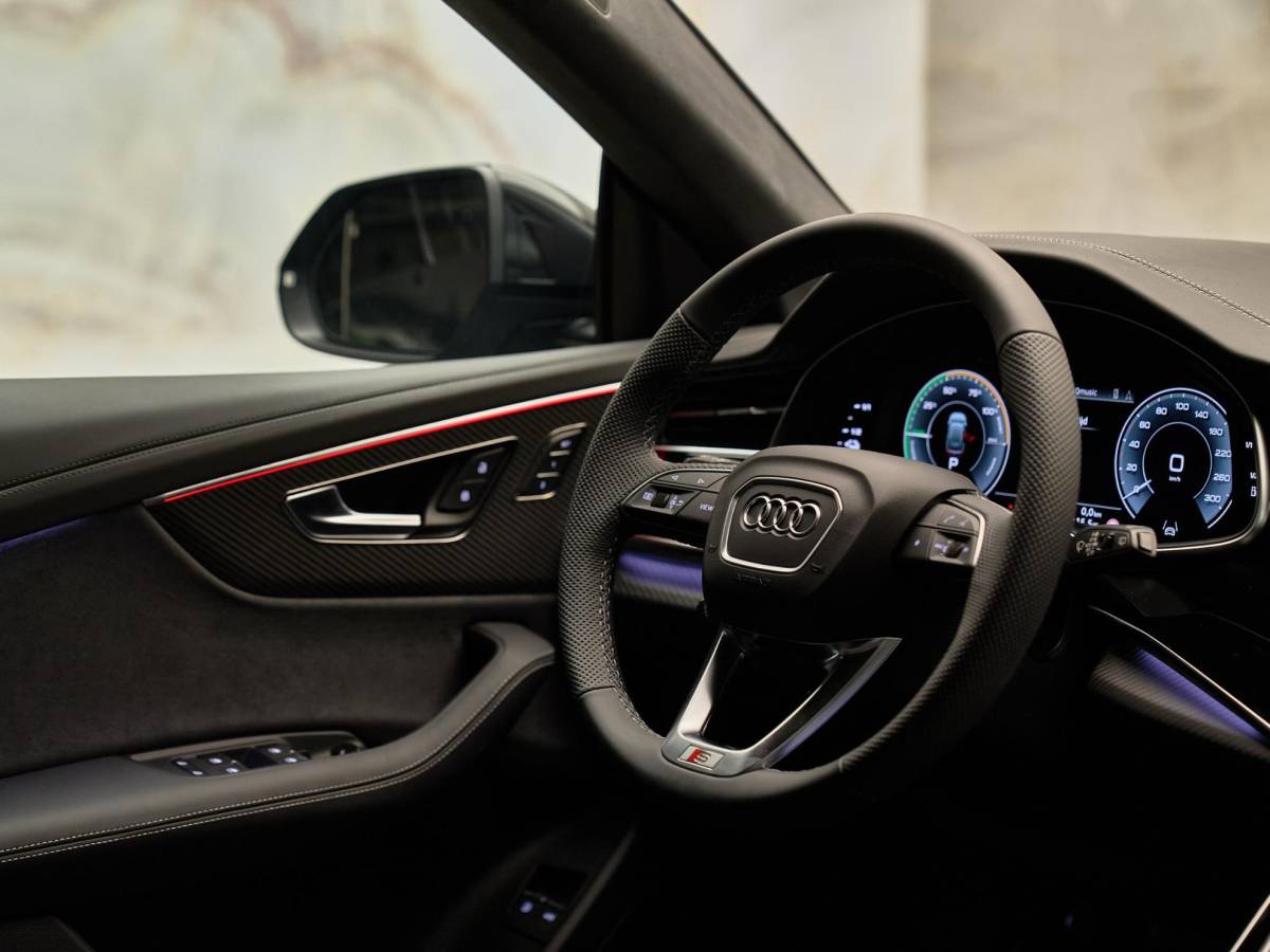 Audi Q8 Audi Q8 60 TFSI e Quattro Pro Line S Competition , Audi Exclusive, pano, 4W-best, B&O, Luchtv., OLED, S sportstoelen, Laserlicht, 23″