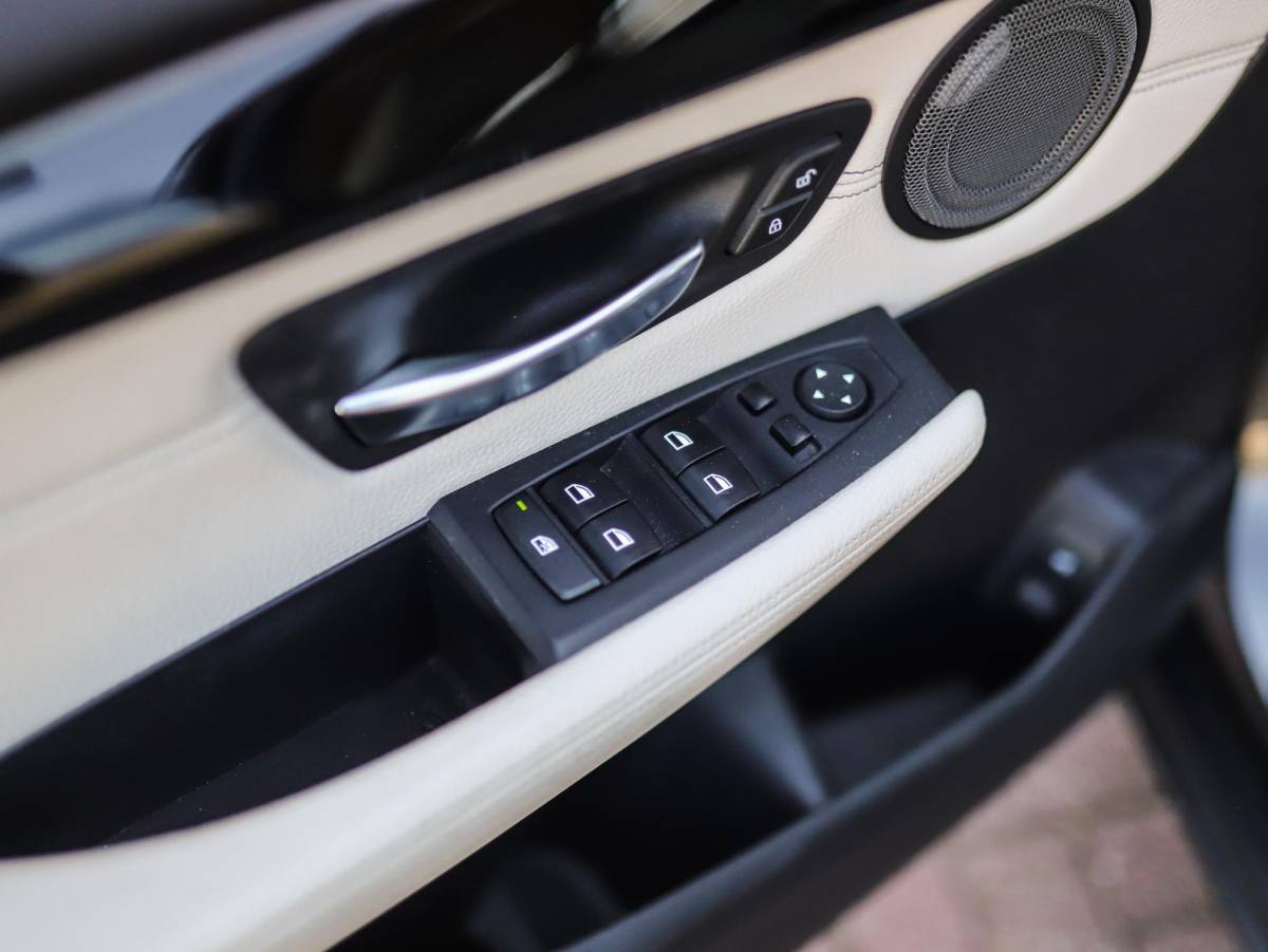 BMW 2 Serie BMW 2-serie Active Tourer 225i xDrive High Executive | Trekhaak | H/K | HUD | Camera | Leder