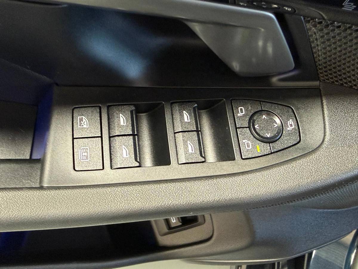 BMW M5 BMW 5-serie M5, 728PK 1 Jaar Bovag Garantie, Automaat, Carbon pakket, keramische remmen, HUD, Bowers & Wilkins