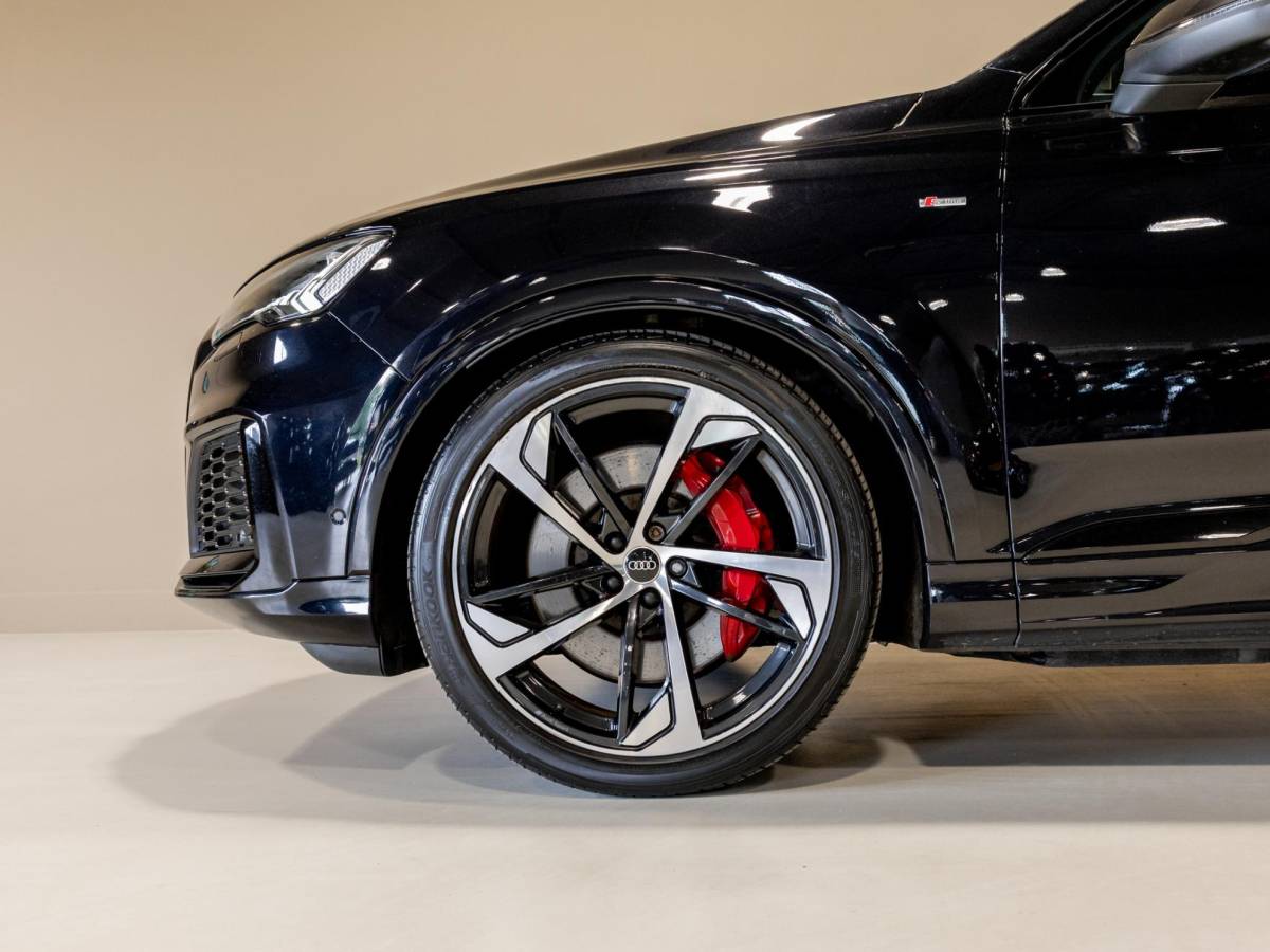Audi Q7 Audi Q7 60 TFSI e quattro 2x S-Line Competition SoH 90,7% / 456pk / Rondomzicht camera / Elektrische stoelverstelling met geheugen /