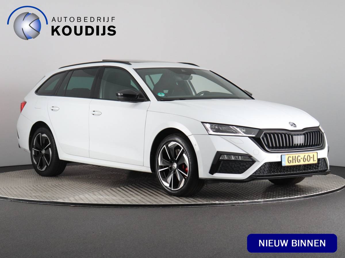 Škoda Octavia ŠKODA Octavia Combi 1.4 TSI RS iV PHEV Business (Pano / Camera / Stoelverwarming / Matrix led / Keyless)