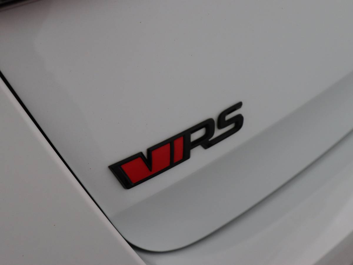 Škoda Octavia ŠKODA Octavia Combi 1.4 TSI RS iV PHEV Business (Pano / Camera / Stoelverwarming / Matrix led / Keyless)