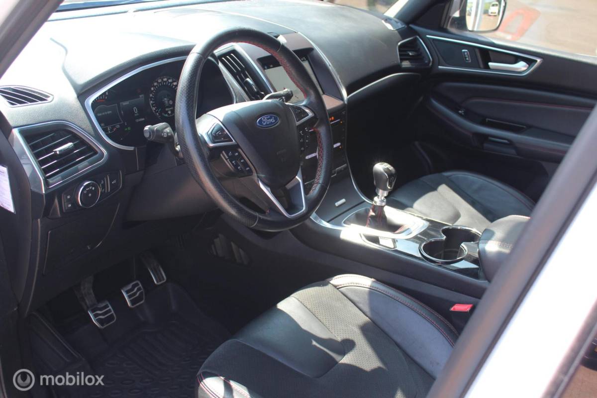 Ford S-Max Ford S-Max 1.5 ST-Line Pano/20Inch/Leder/Camera/Trekhaak/Etc