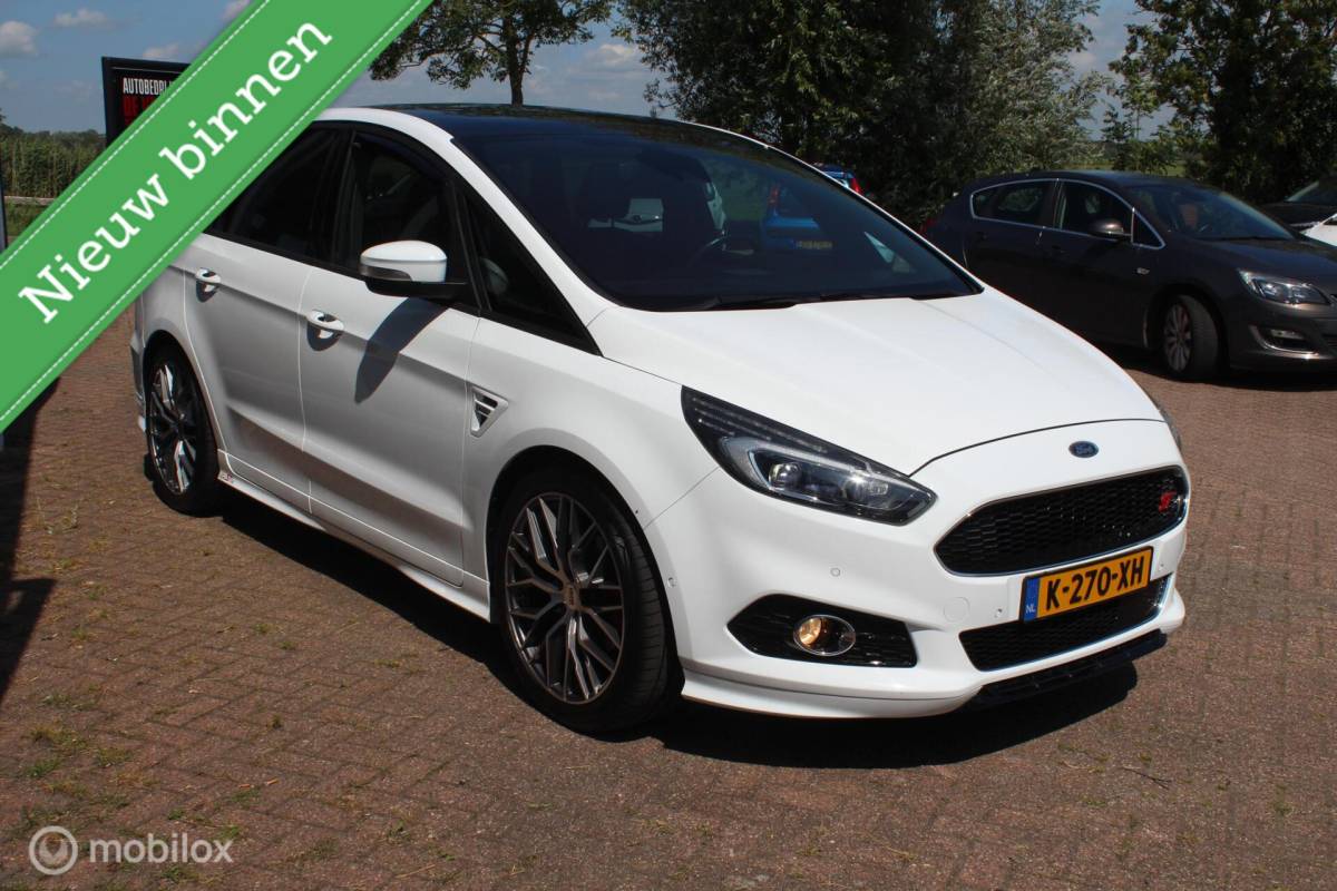 Ford S-Max Ford S-Max 1.5 ST-Line Pano/20Inch/Leder/Camera/Trekhaak/Etc