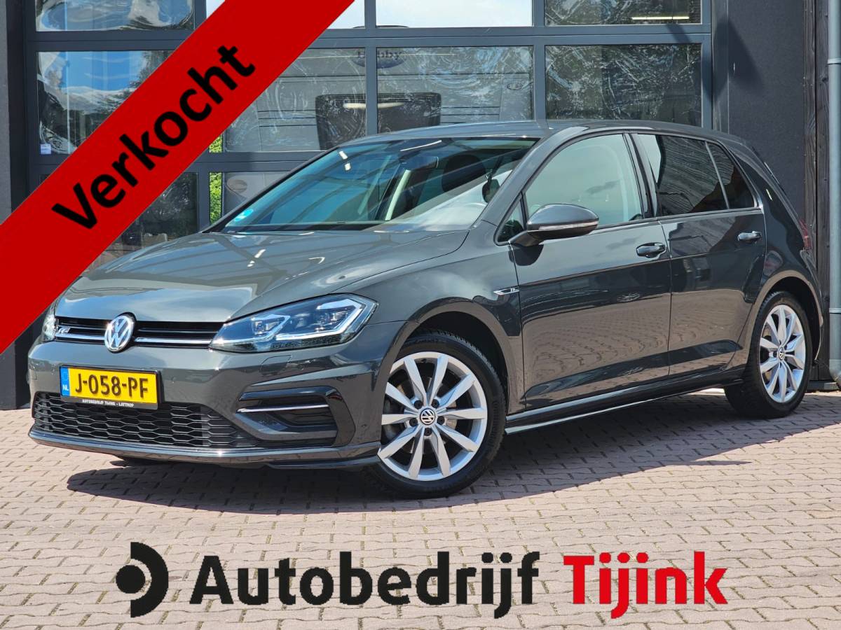 Volkswagen Golf Volkswagen Golf 1.5 TSI Highline Business R | Automaat | LED | Trekhaak | Navi | Stoelverwarming | All-seasons | PDC |