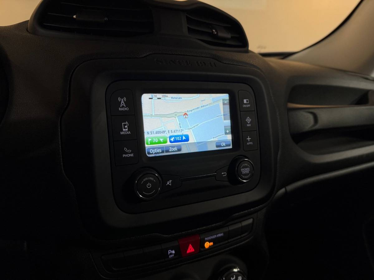 Jeep Renegade Jeep Renegade Van 1.4 MultiAir Longitude *Automaat* Distr.riem VV|All-seasons|Cruise|Navi|Airco|NAP
