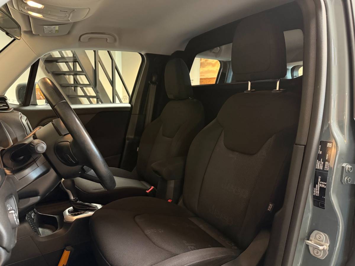 Jeep Renegade Jeep Renegade Van 1.4 MultiAir Longitude *Automaat* Distr.riem VV|All-seasons|Cruise|Navi|Airco|NAP
