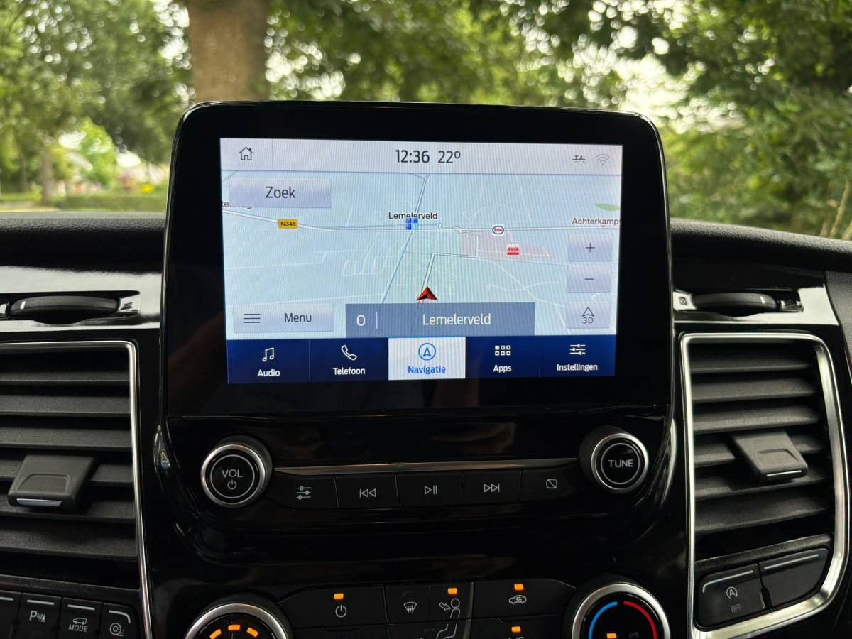 Ford Transit Custom Ford Transit Custom 300 2.0 TDCI L2H1 Limited DC|Nieuwe distributieriem! 170PK|adaptieve.cruise|airco|camera|apple carplay