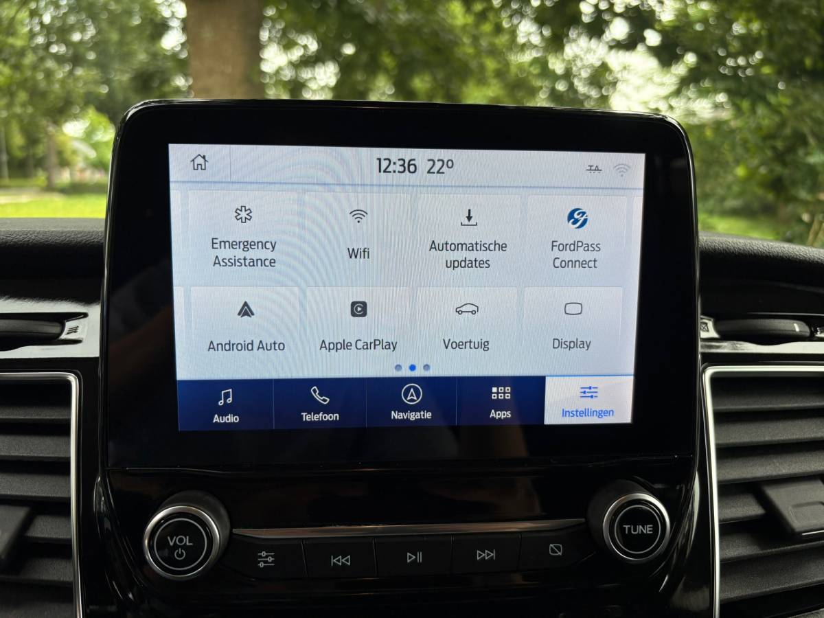 Ford Transit Custom Ford Transit Custom 300 2.0 TDCI L2H1 Limited DC|Nieuwe distributieriem! 170PK|adaptieve.cruise|airco|camera|apple carplay