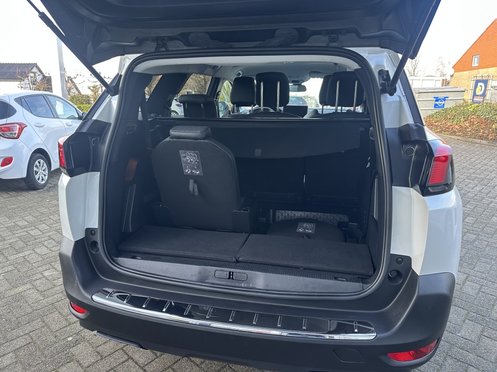 Peugeot 5008 Peugeot 5008 1.2 Allure Business | 7 Persoons | Camera v/a | Navi