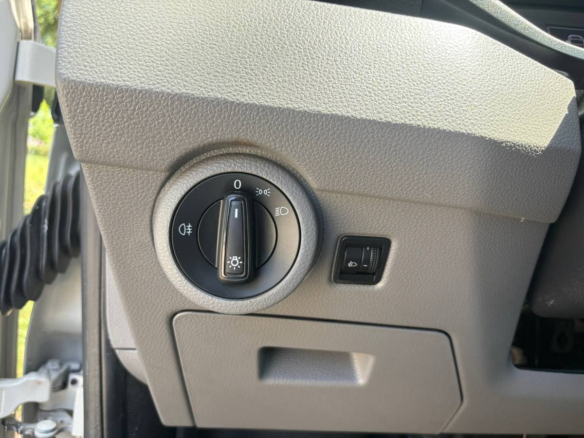 Volkswagen Transporter Volkswagen TRANSPORTER 2.0 TDI L2H1 150PK!|DSG Automaat|cruise control|airco|achteruitrijcamera|apple carplay|drie zitplaatsen