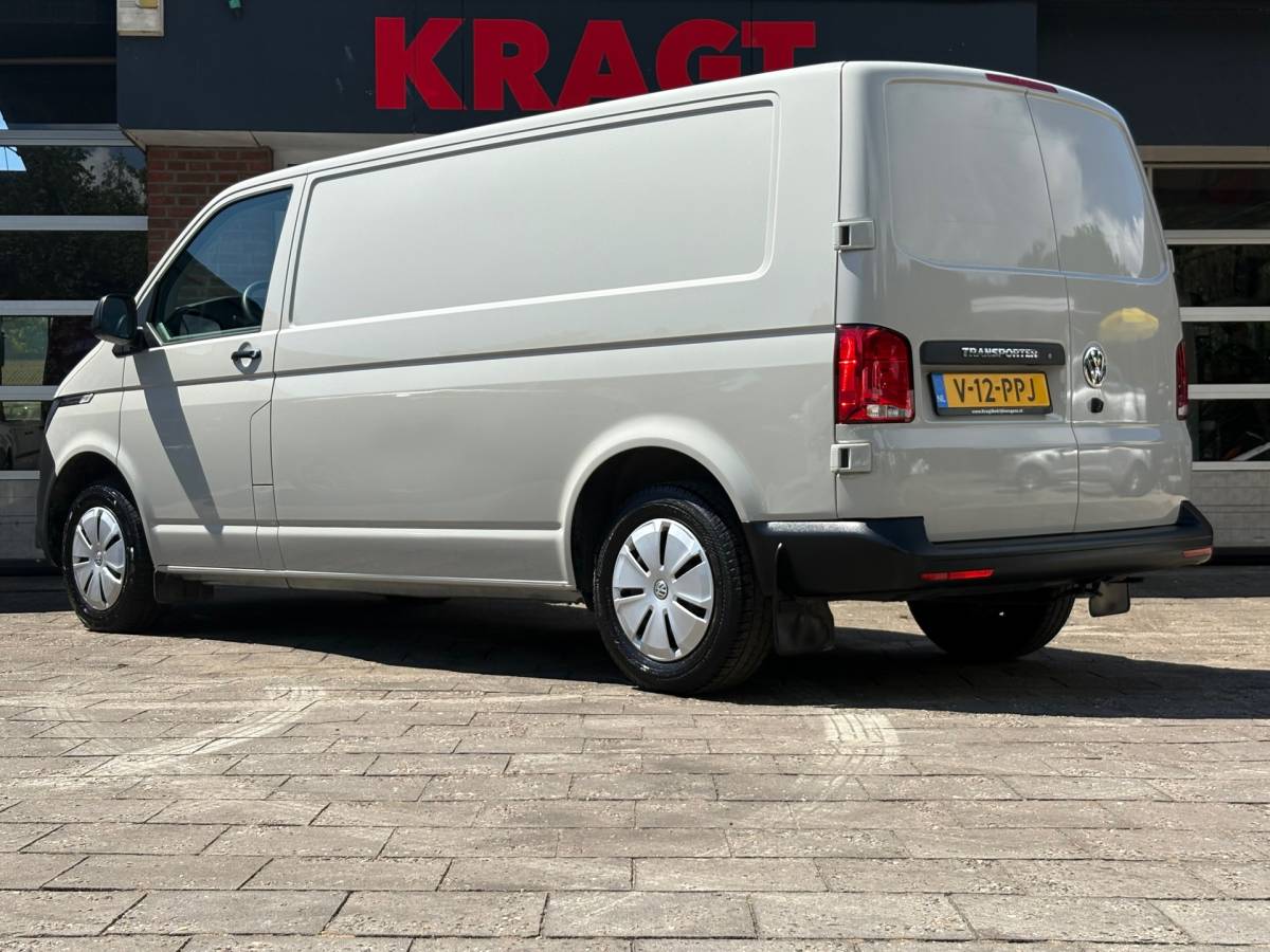Volkswagen Transporter Volkswagen TRANSPORTER 2.0 TDI L2H1 150PK!|DSG Automaat|cruise control|airco|achteruitrijcamera|apple carplay|drie zitplaatsen