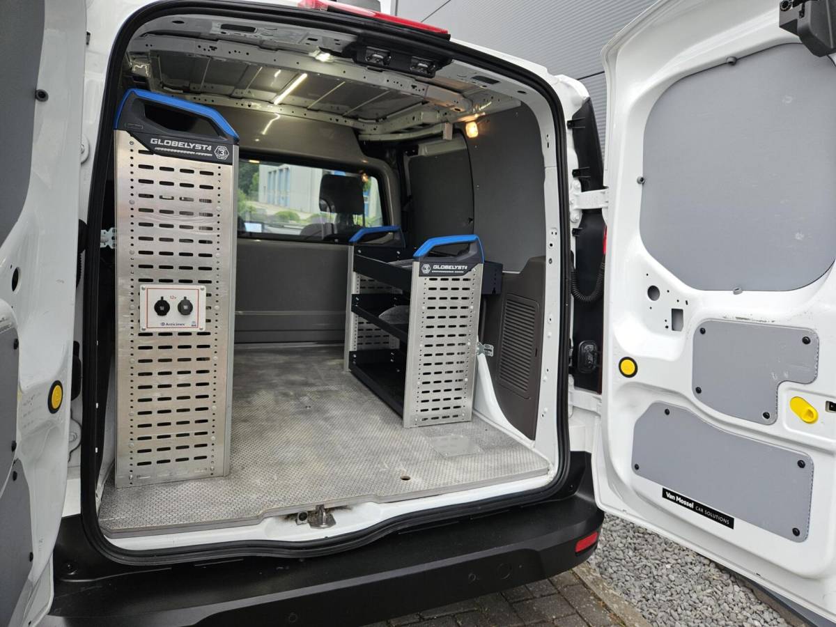 Ford Transit Connect Ford Transit Connect 1.5 EcoBlue L1 Airco Navi Camera