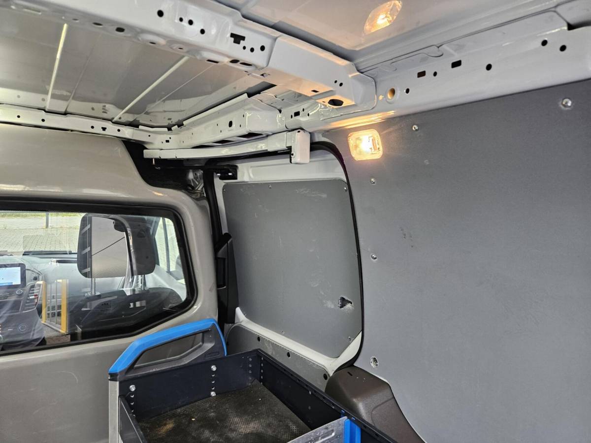 Ford Transit Connect Ford Transit Connect 1.5 EcoBlue L1 Airco Navi Camera
