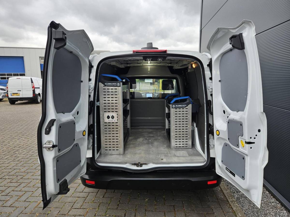 Ford Transit Connect Ford Transit Connect 1.5 EcoBlue L1 Airco Navi Camera