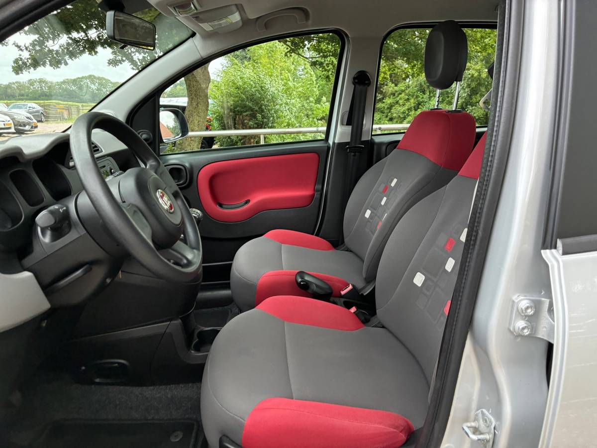 Fiat Panda Fiat Panda 0.9 TwinAir Easy | ” 67.000 KM ” + 5-Drs + Radio Nu € 5.450,-!!!