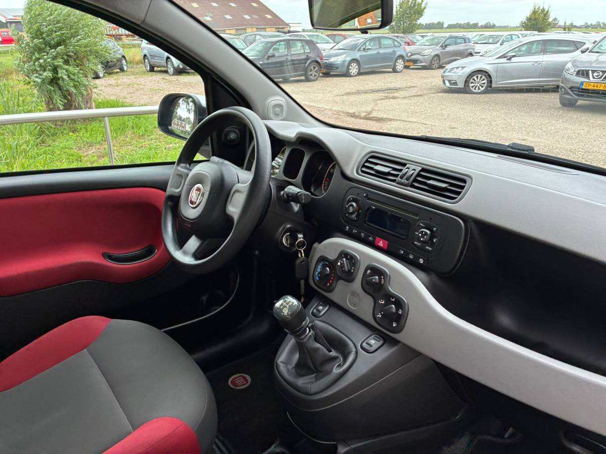 Fiat Panda Fiat Panda 0.9 TwinAir Easy | ” 67.000 KM ” + 5-Drs + Radio Nu € 5.450,-!!!