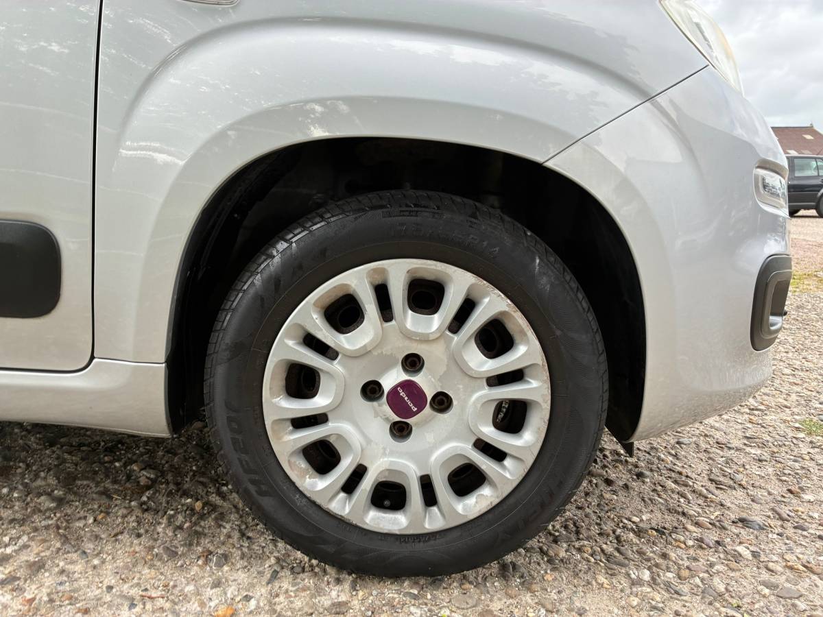 Fiat Panda Fiat Panda 0.9 TwinAir Easy | ” 67.000 KM ” + 5-Drs + Radio Nu € 5.450,-!!!