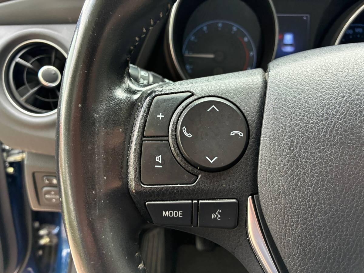 Toyota Auris Toyota Auris 1.2T Aspiration | Camera + Clima + Cruise Nu € 8.450,-!!!