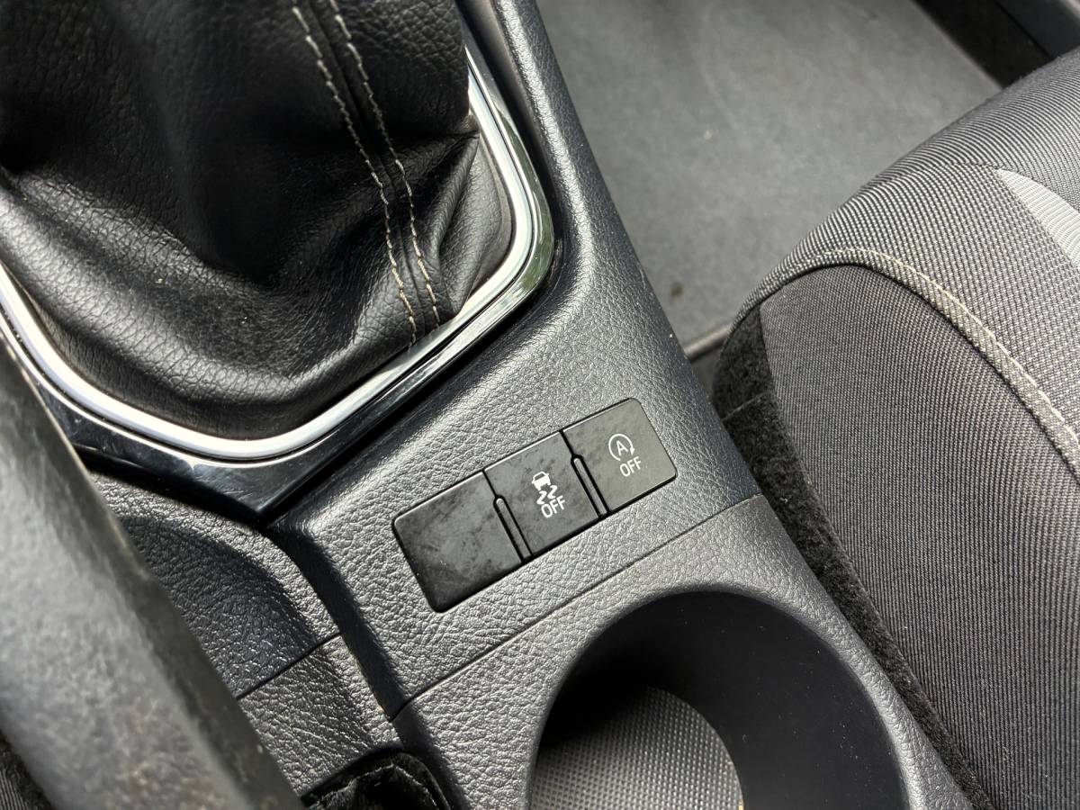 Toyota Auris Toyota Auris 1.2T Aspiration | Camera + Clima + Cruise Nu € 8.450,-!!!