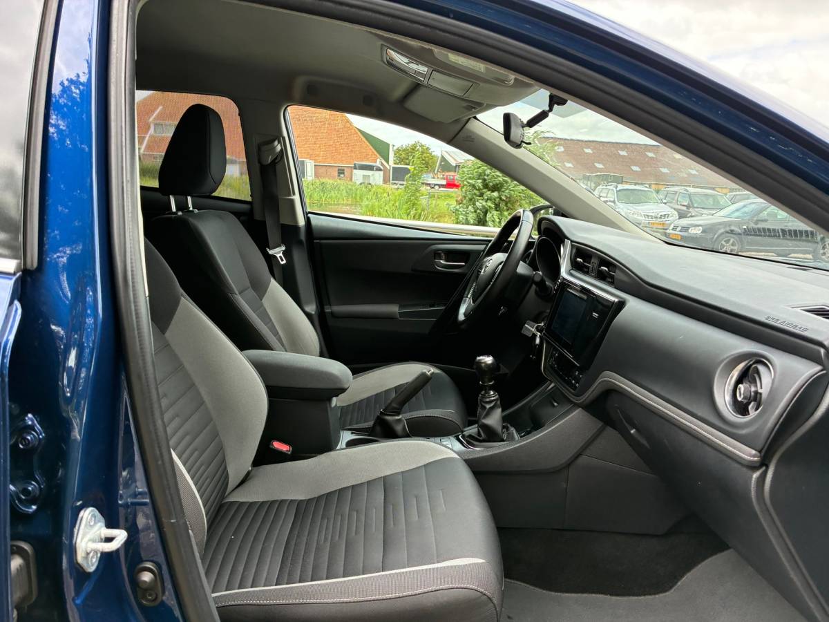Toyota Auris Toyota Auris 1.2T Aspiration | Camera + Clima + Cruise Nu € 8.450,-!!!