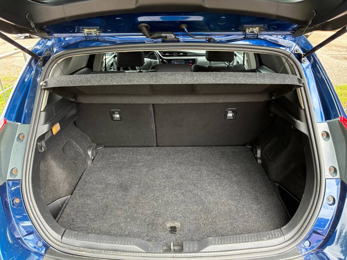 Toyota Auris Toyota Auris 1.2T Aspiration | Camera + Clima + Cruise Nu € 8.450,-!!!