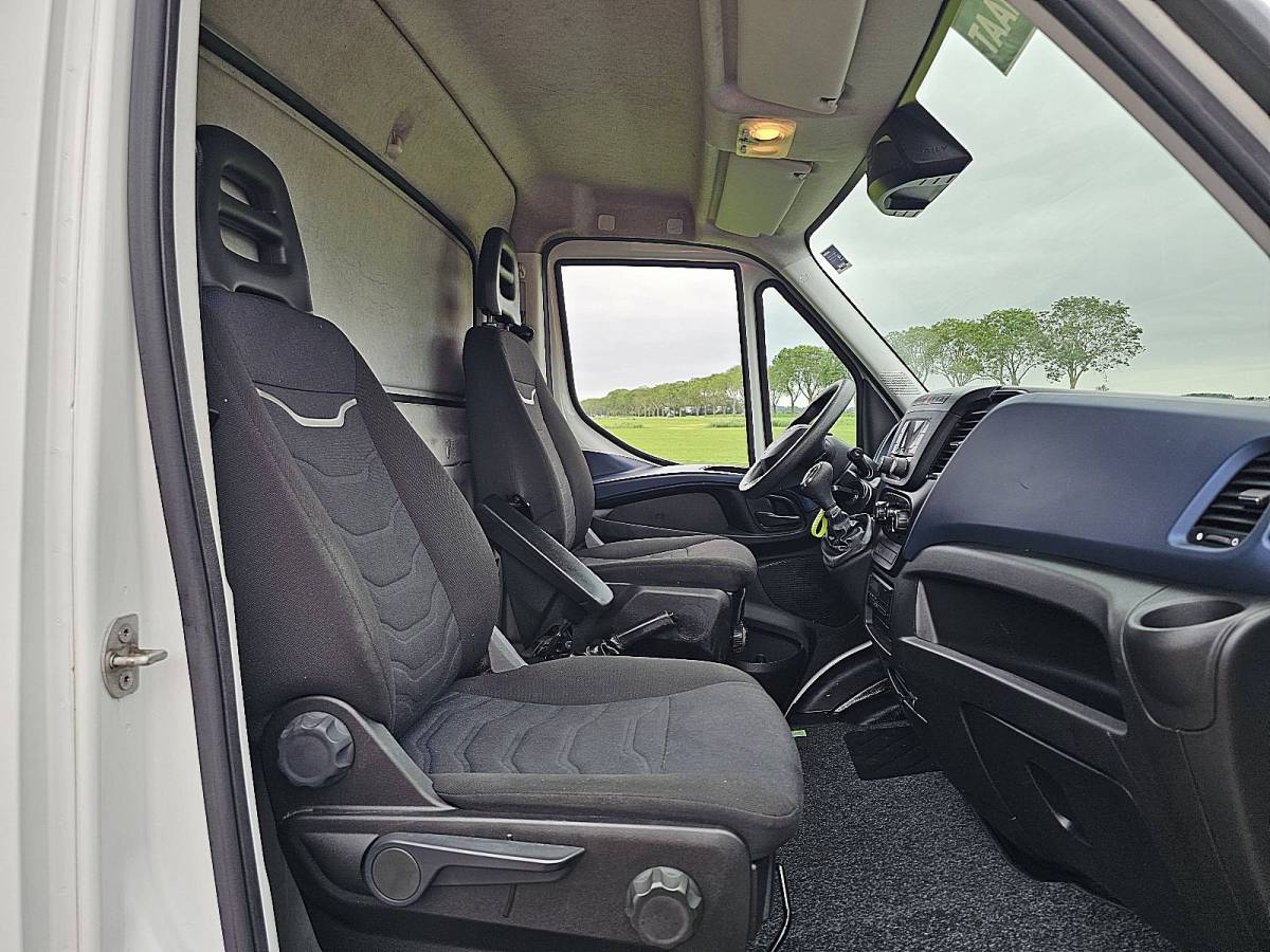 Iveco Daily IVECO DAILY 50C18 bakwagen n1 3.0ltr