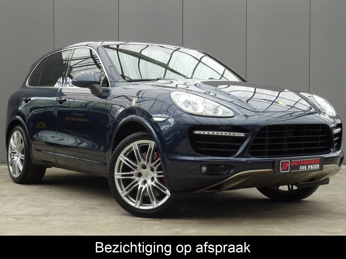 Porsche Cayenne Porsche Cayenne 4.8 Turbo * 500 PK * PANORAMADAK !!