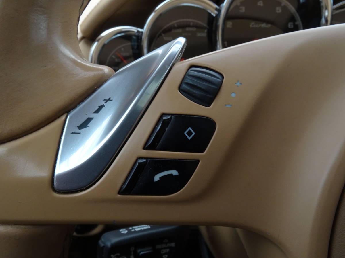 Porsche Cayenne Porsche Cayenne 4.8 Turbo * 500 PK * PANORAMADAK !!