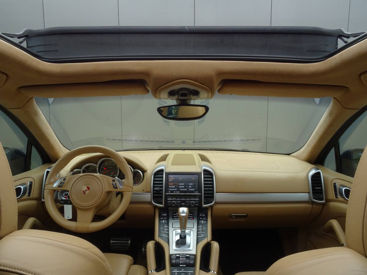 Porsche Cayenne Porsche Cayenne 4.8 Turbo * 500 PK * PANORAMADAK !!
