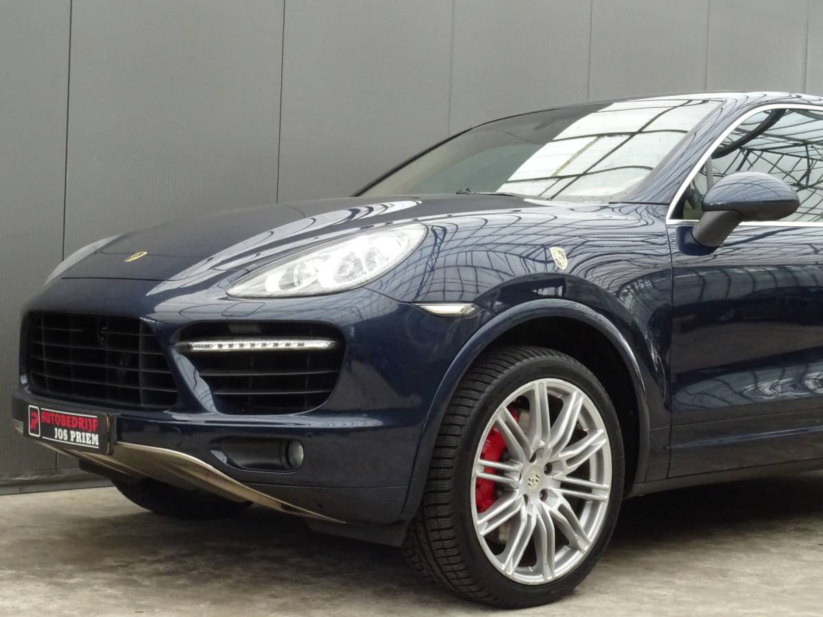 Porsche Cayenne Porsche Cayenne 4.8 Turbo * 500 PK * PANORAMADAK !!