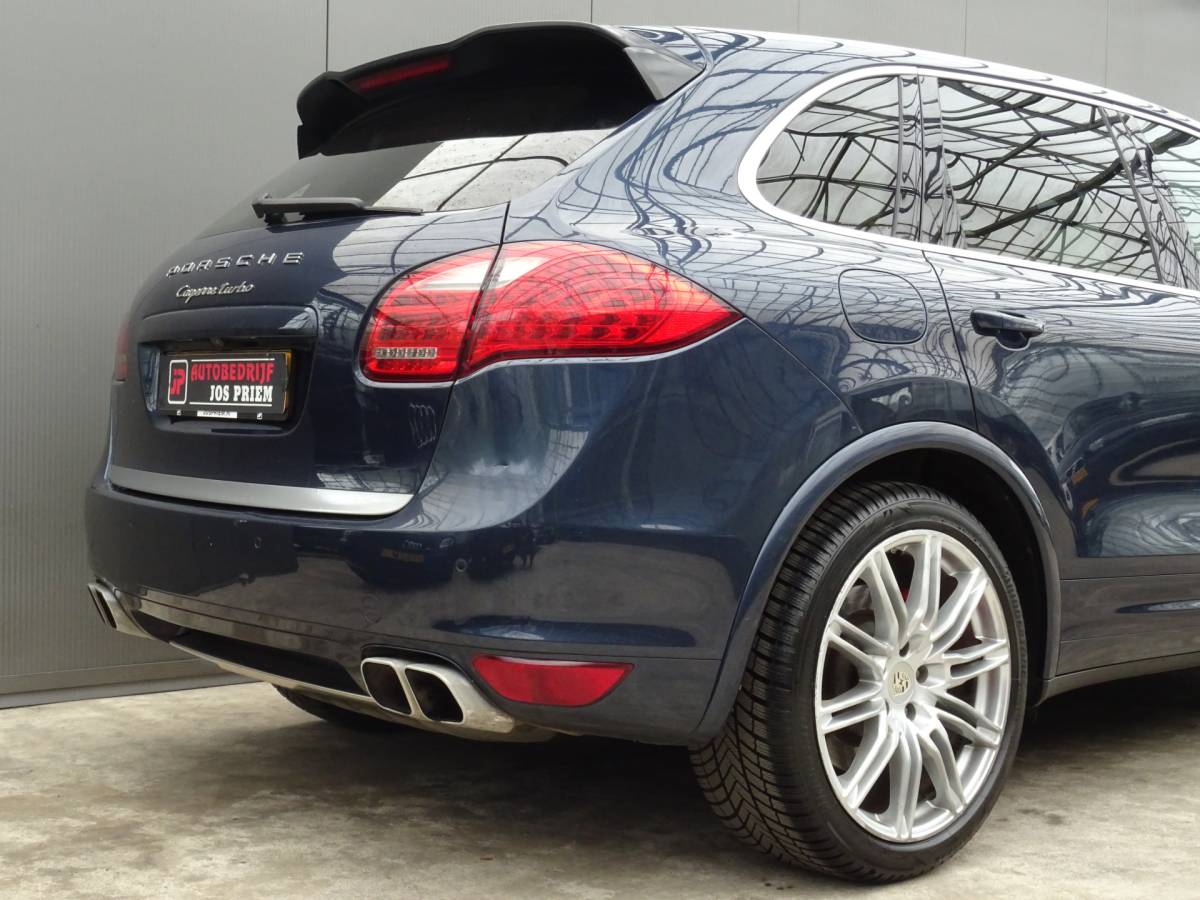 Porsche Cayenne Porsche Cayenne 4.8 Turbo * 500 PK * PANORAMADAK !!