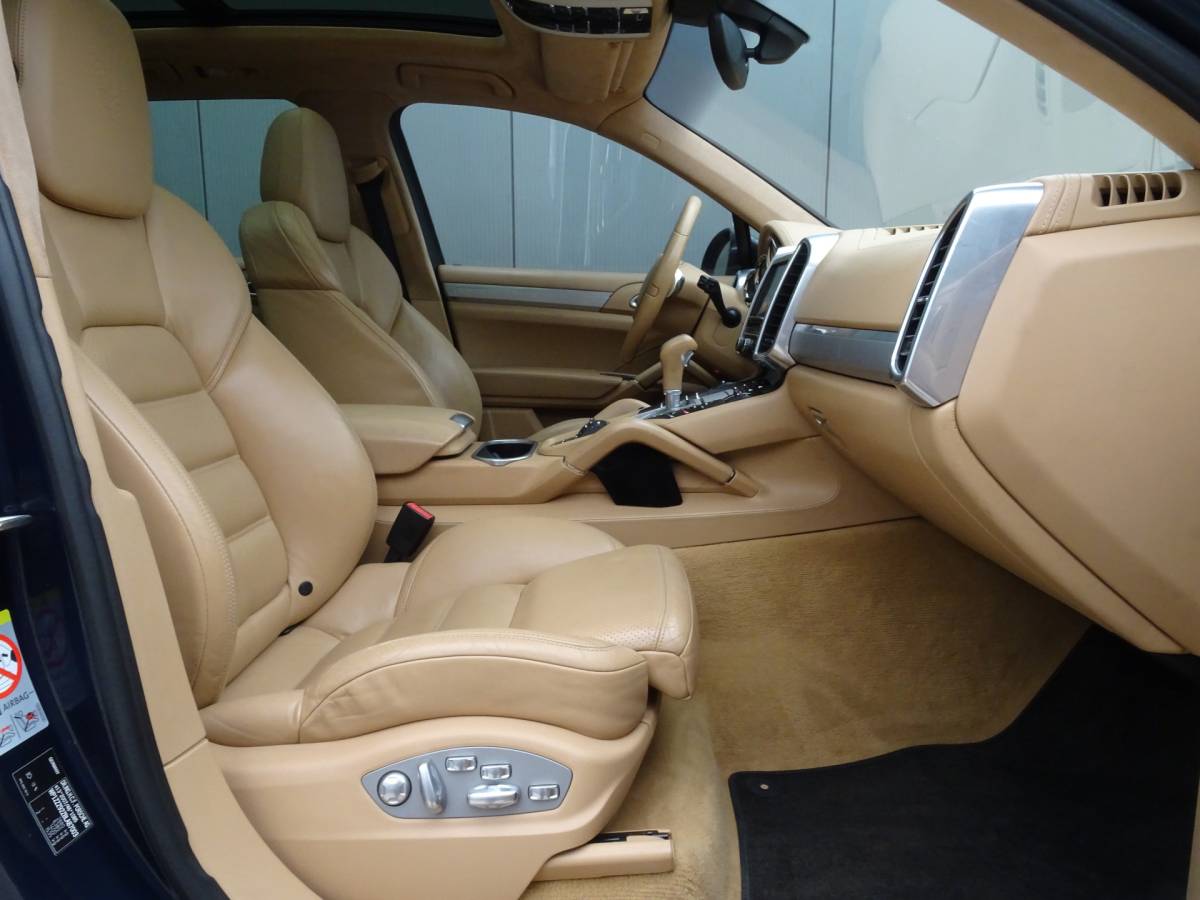 Porsche Cayenne Porsche Cayenne 4.8 Turbo * 500 PK * PANORAMADAK !!