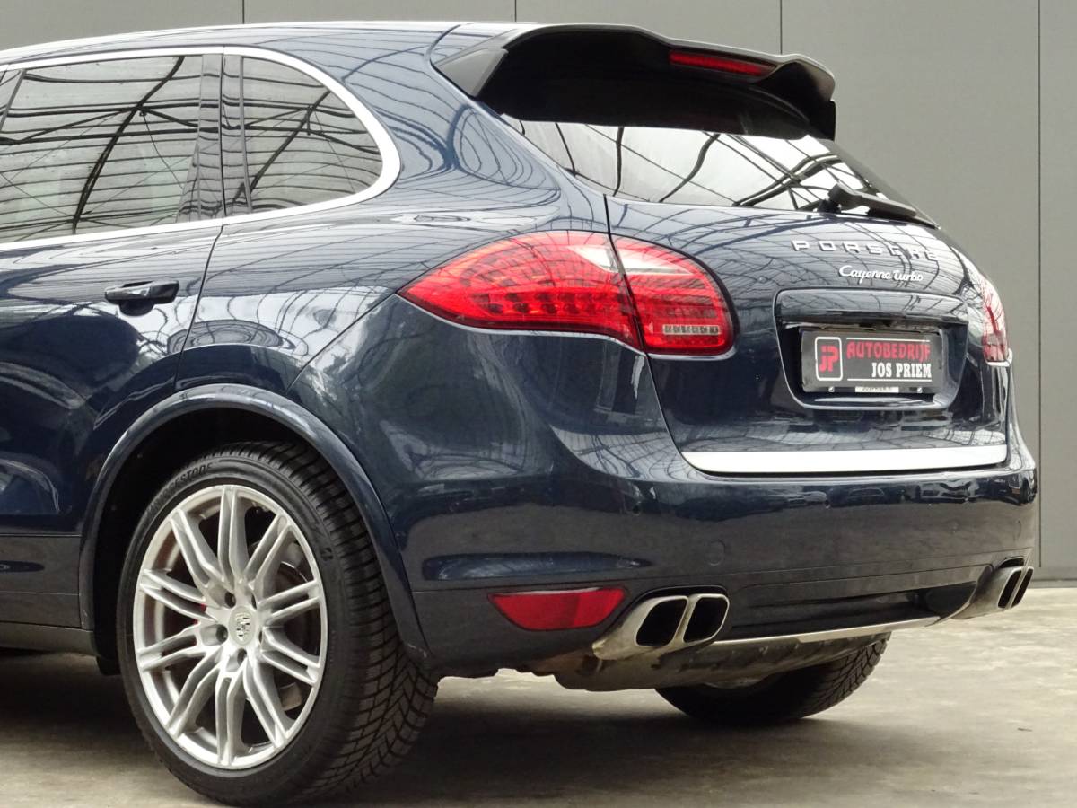 Porsche Cayenne Porsche Cayenne 4.8 Turbo * 500 PK * PANORAMADAK !!