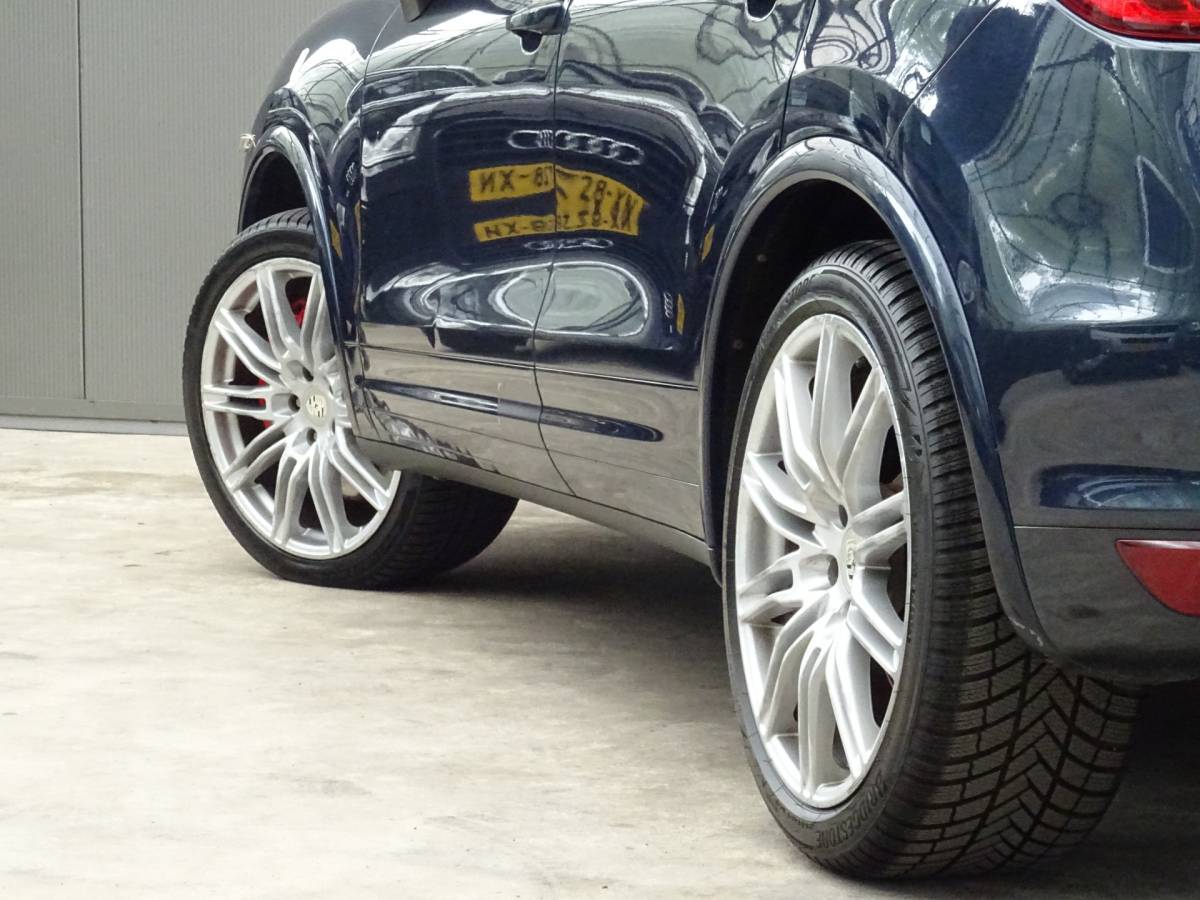 Porsche Cayenne Porsche Cayenne 4.8 Turbo * 500 PK * PANORAMADAK !!