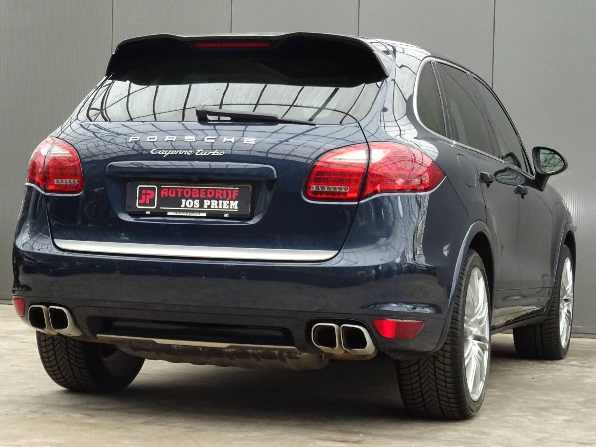 Porsche Cayenne Porsche Cayenne 4.8 Turbo * 500 PK * PANORAMADAK !!