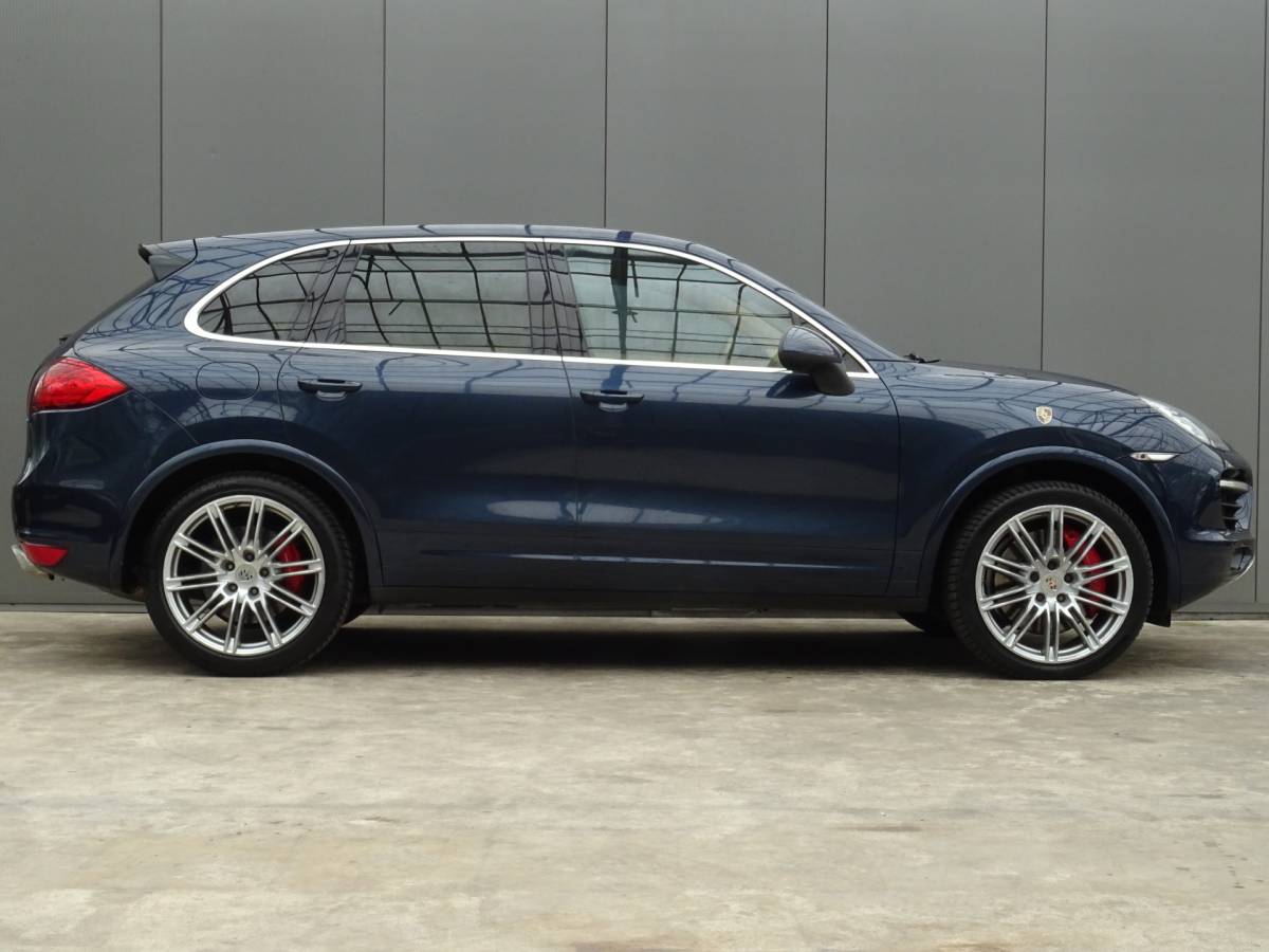 Porsche Cayenne Porsche Cayenne 4.8 Turbo * 500 PK * PANORAMADAK !!