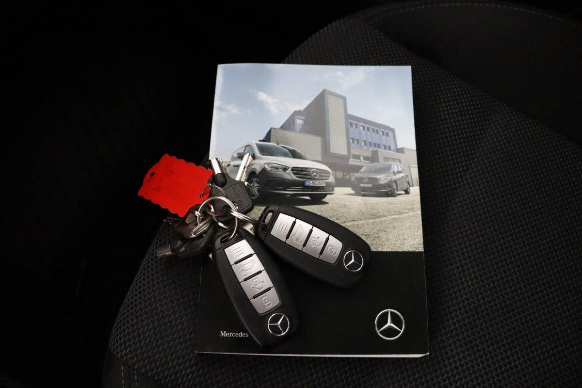 Mercedes-Benz Citan Mercedes-Benz Citan 110 CDI L1 Pro |BTW|Automaat|Trekhaak|Stoelverwarming|Camera|Carplay