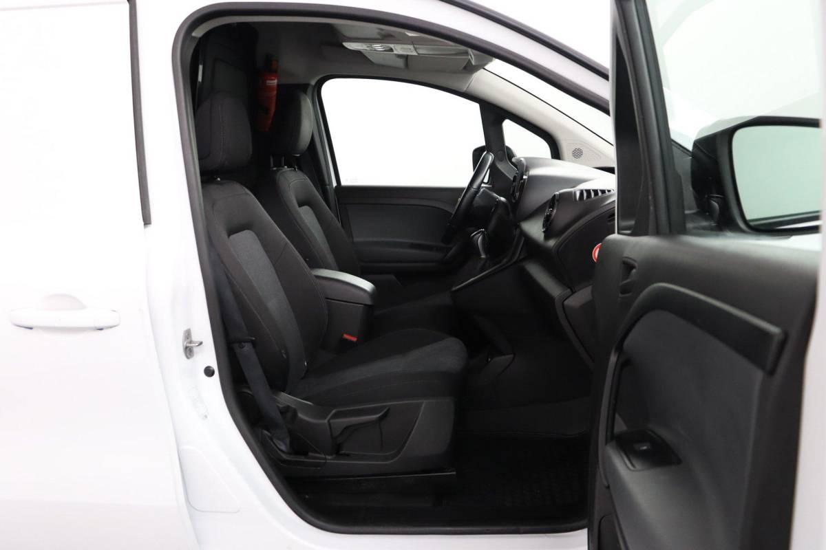 Mercedes-Benz Citan Mercedes-Benz Citan 110 CDI L1 Pro |BTW|Automaat|Trekhaak|Stoelverwarming|Camera|Carplay
