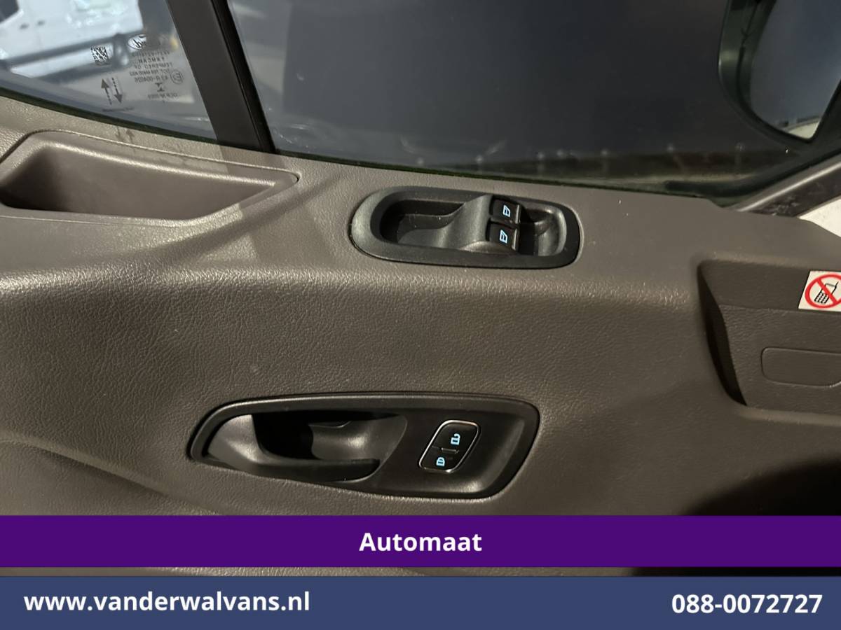 Ford Transit Ford Transit 2.0 TDCI 130pk Automaat L2H2 Euro6 Airco | Camera | Navigatie | Apple Carplay | Cruisecontrol Android Auto, Verwarmde voorruit, Parkeersensoren, Bijrijdersbank