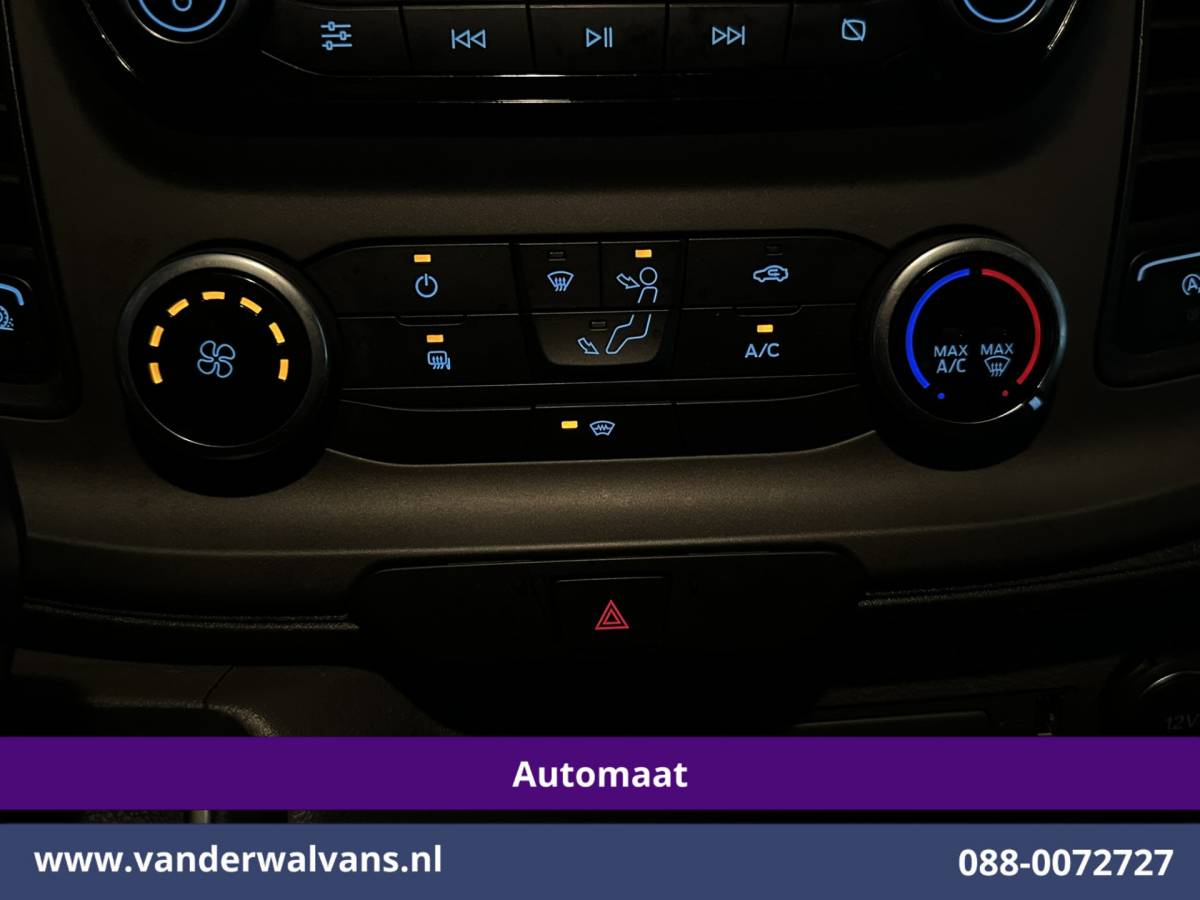 Ford Transit Ford Transit 2.0 TDCI 130pk Automaat L2H2 Euro6 Airco | Camera | Navigatie | Apple Carplay | Cruisecontrol Android Auto, Verwarmde voorruit, Parkeersensoren, Bijrijdersbank