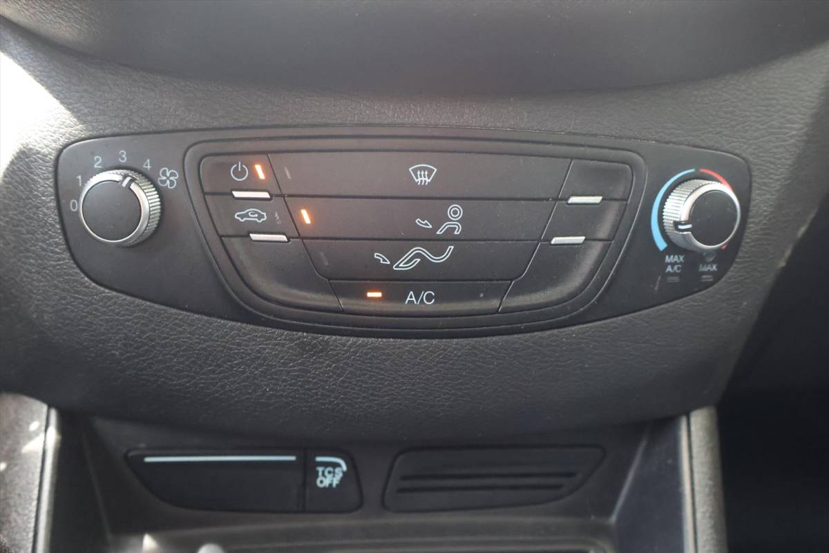 Ford Transit Courier Ford Transit Courier GB 1.5 TDCi Duratorq 100pk I EX BTW I Airco | Trekhaak |