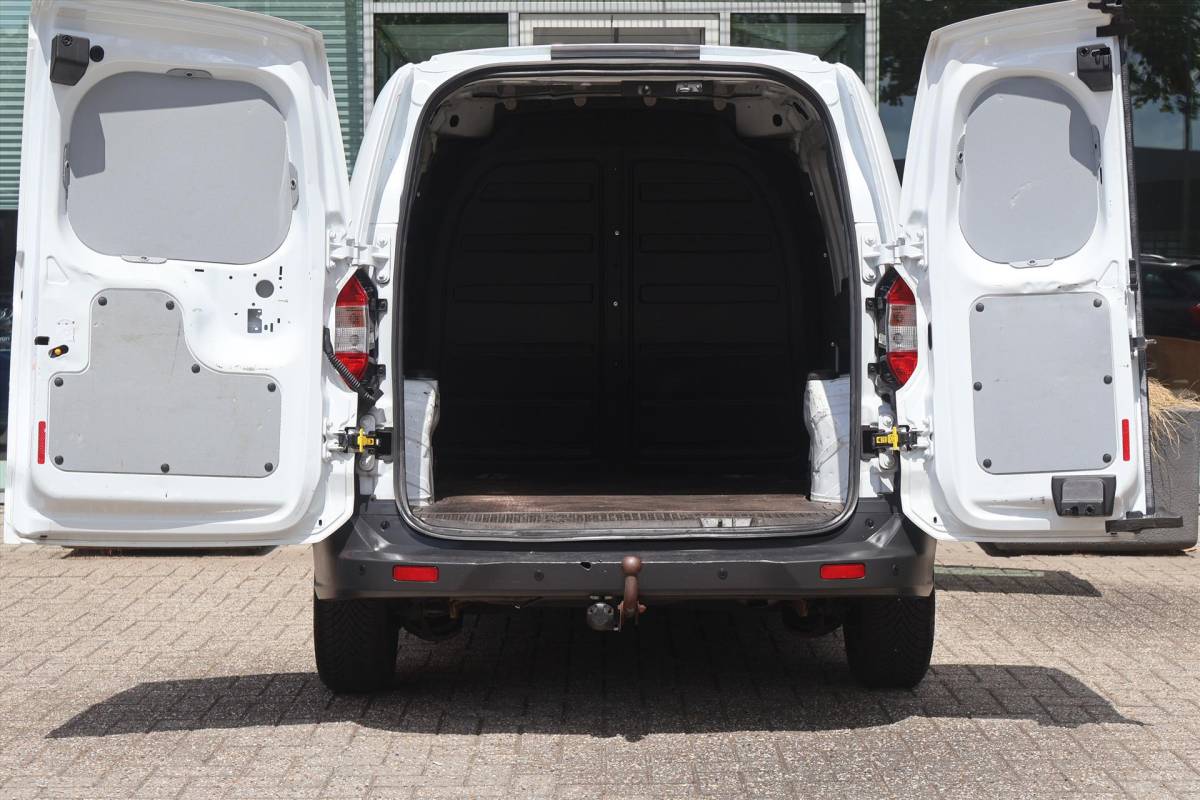 Ford Transit Courier Ford Transit Courier GB 1.5 TDCi Duratorq 100pk I EX BTW I Airco | Trekhaak |